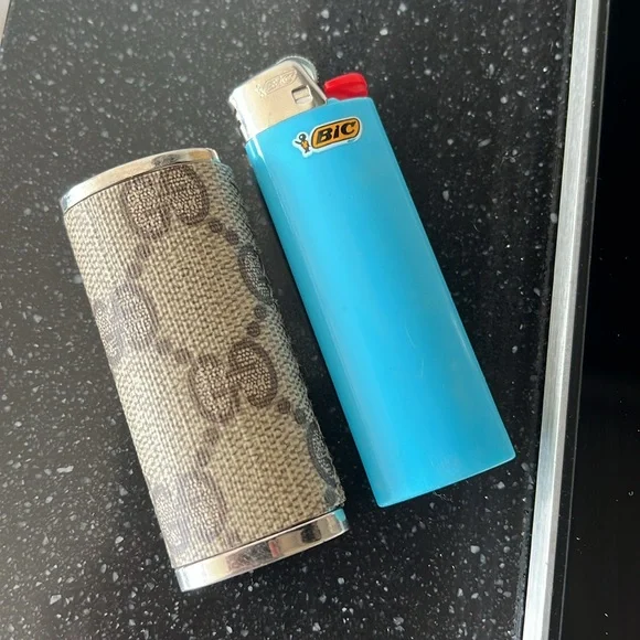 Gucci lighter Cover - Picture 8 of 10